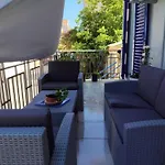 Inna's Summer House Apartmán